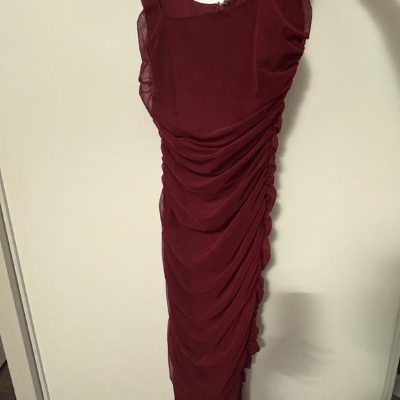Burgundy dress - Picture 4 of 4